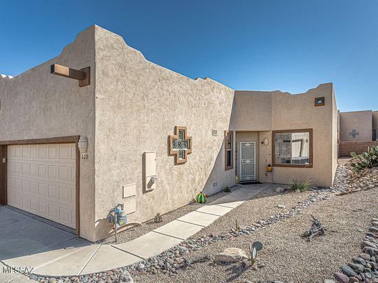 449 W Elkhorn Ct, Green Valley, AZ 85614