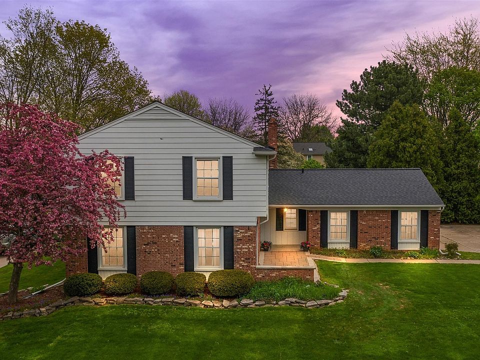 1st image of 3586 Finch Dr