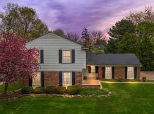 3586 Finch Dr, Troy, MI 48084