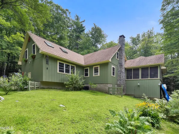 140 Pease Rd, Otis, MA 01253