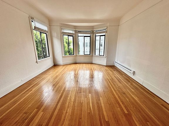 2nd image of 2190 Bay St #105