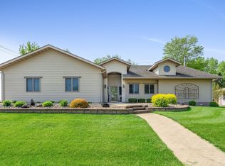 637 Rural St, New Hampton, IA 50659