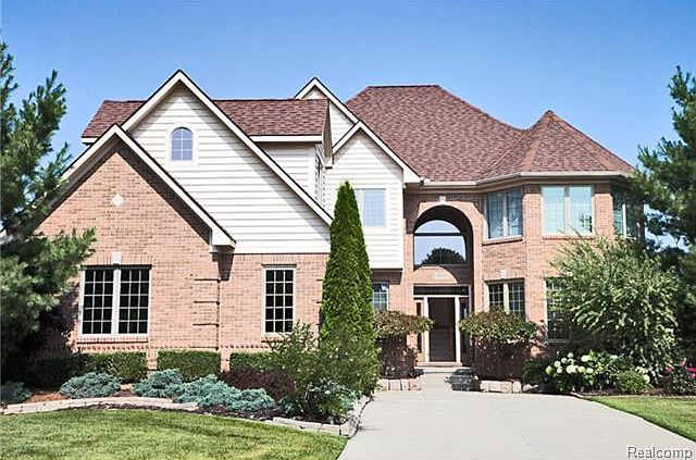 1st image of 16705 Sherwood Ln #13