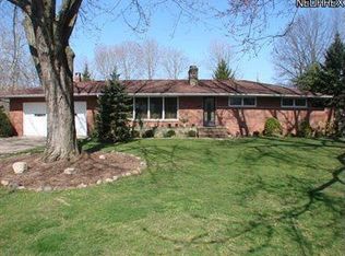 37325 Arlington Dr, Willoughby, OH 44094