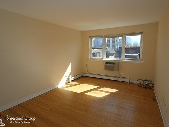 4th image of 625 W Wrightwood Ave #518FF_FR