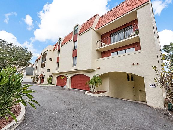 5th image of 525 Indian River Ave APT 104