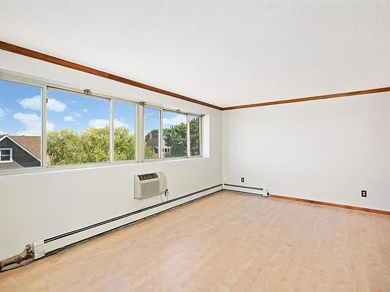 3120 Hennepin Ave S #301 — Photo 18