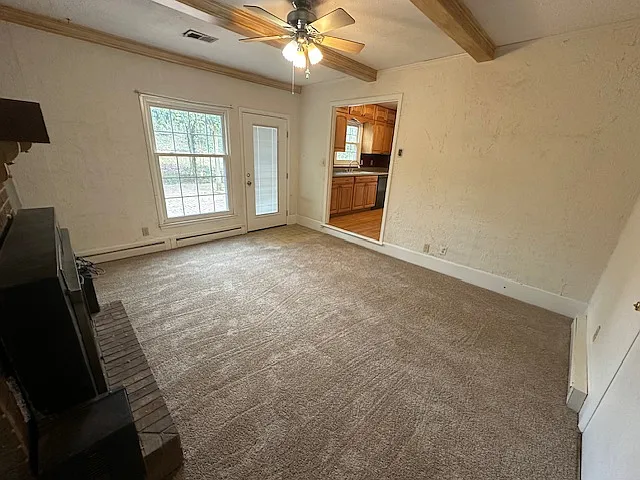 1602 Brewster Dr — Photo 10
