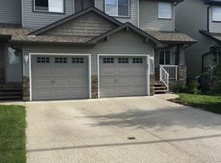 8775 Stein Ln NW, Edmonton, AB T6R0L5