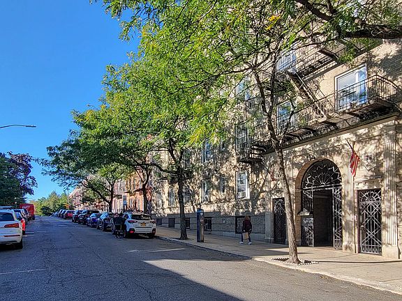 3rd image of 45-08 40th St #C33