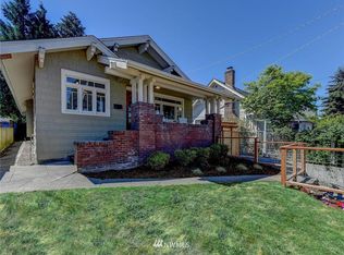 121 NE 56th St, Seattle, WA 98105