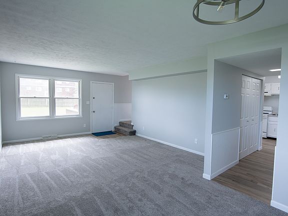 2nd image of 1408 E Stonehenge Dr #1408