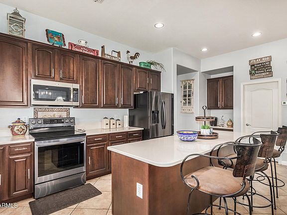 3rd image of 4303 E ODESSA Drive