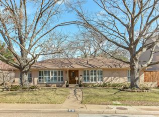 9738 Fieldcrest Dr, Dallas, TX 75238