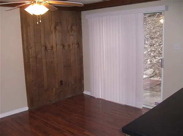 12 Fountain St, Pittsburgh, PA 15205