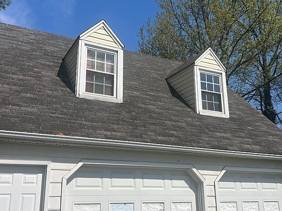 2nd image of 1402 N Coalter St