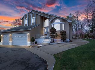 1402 Old Louisquisset Pike, Lincoln, RI 02865