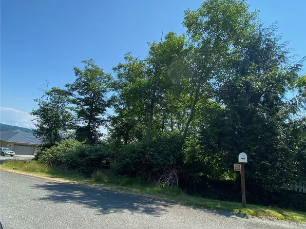 4884 Breezefair Road, Freeland, WA 98249