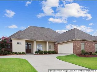 22738 Fairway View Dr, Zachary, LA 70791