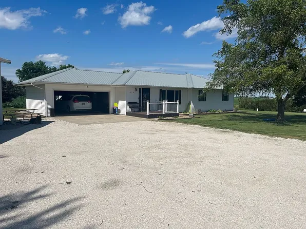 1007 240th St, Moorland, IA 50566