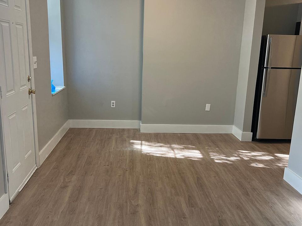1st image of 1944 Senate St APT A