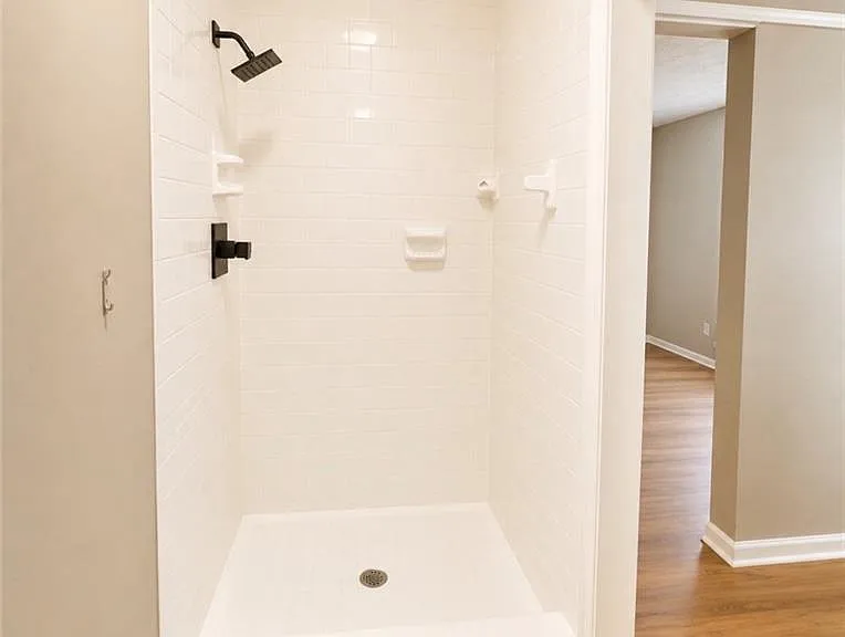 3254 Strawberry Ln — Photo 9