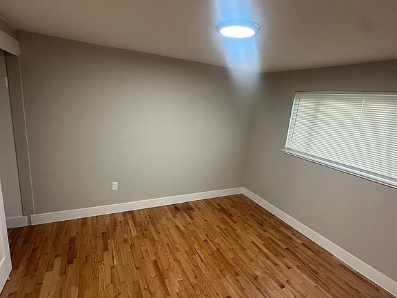 5th image of 5220 W 5th Ave #5226