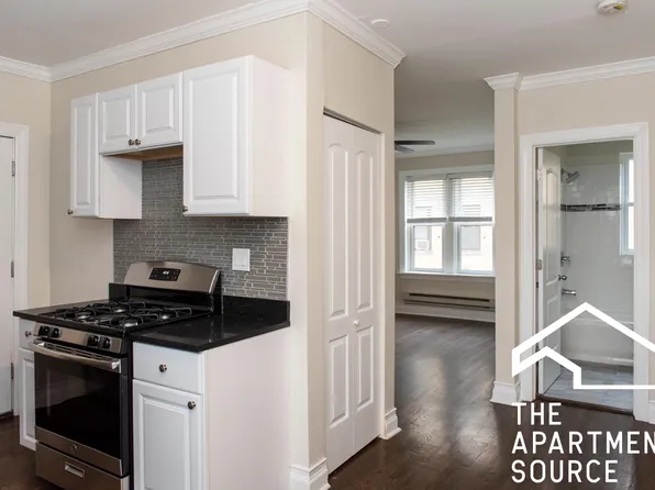 3817.5 N Greenview Ave, Chicago, IL