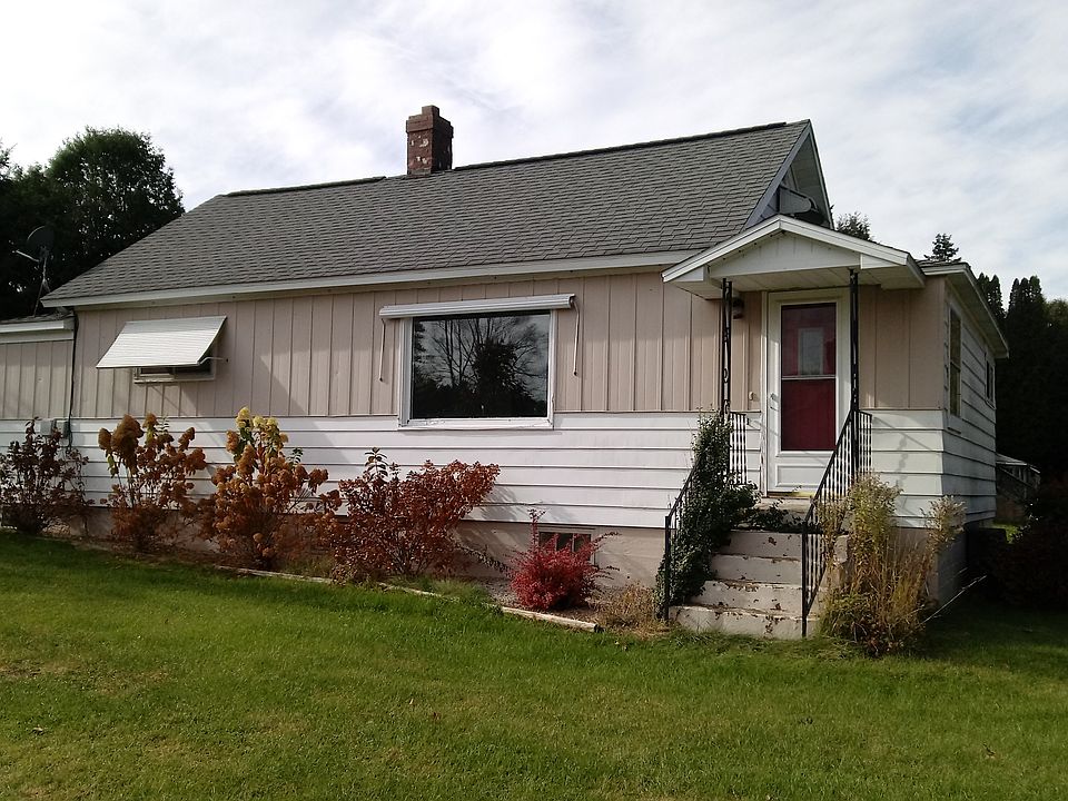 corner lot, flat for mowing