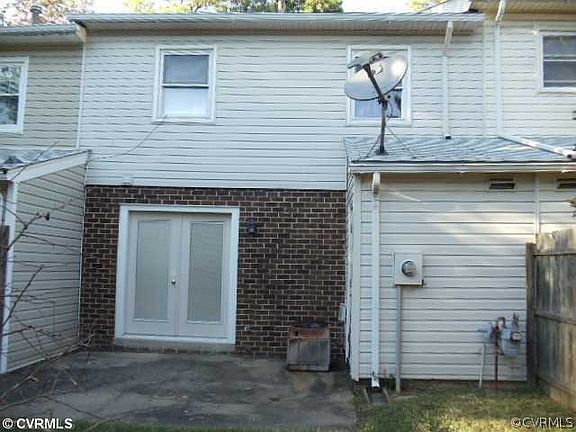 2nd image of 2917 Haddington Ct #2917