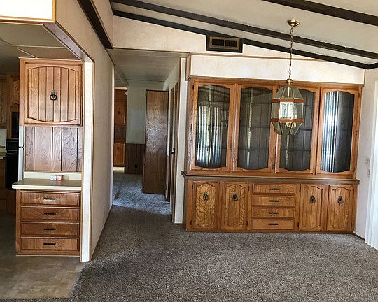 5th image of 2842 Silver Oak Way