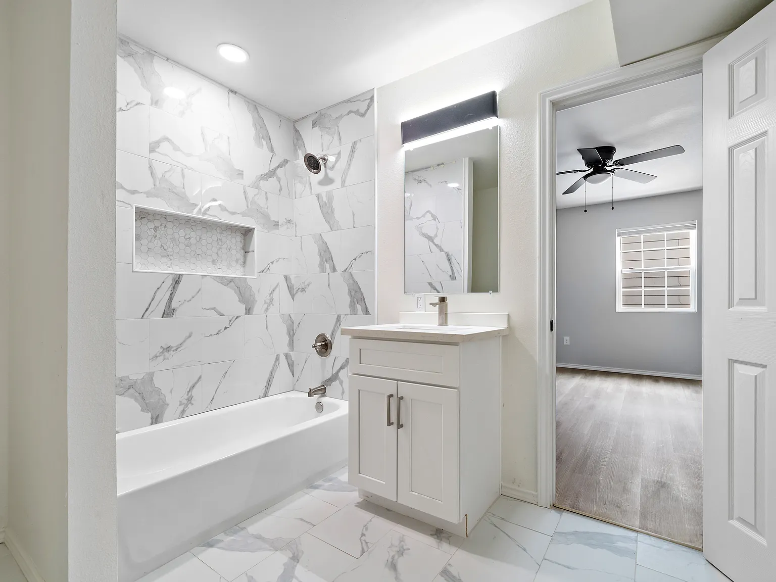 Saphira Apartments — Photo 2