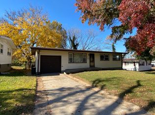 8917 Ellison Dr, Saint Louis, MO 63136