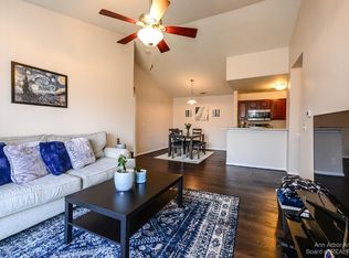 1753 Addington Ln, Ann Arbor, MI 48108