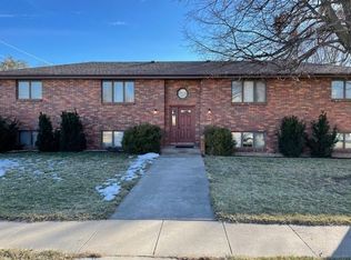 239 South St #3, Seward, NE 68434