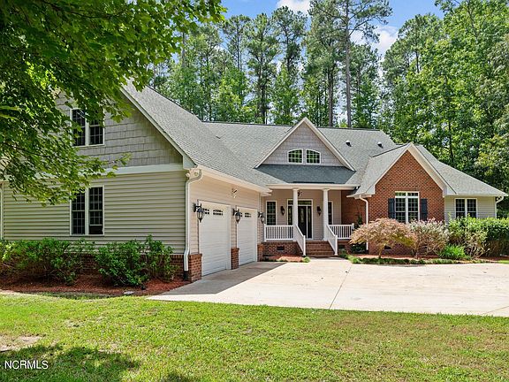 3rd image of 48 Hill Creek Road