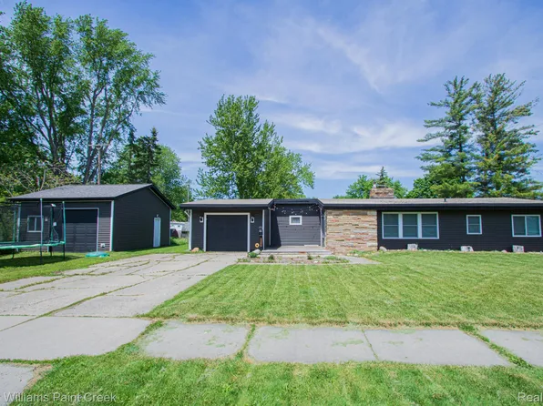 6300 Church St, Marlette, MI 48453