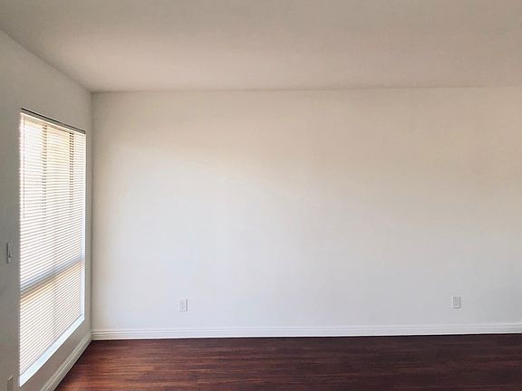 3rd image of 3272 Atwater Ave APT 2