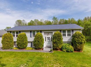12 Forest Rd, Salisbury, MA 01952