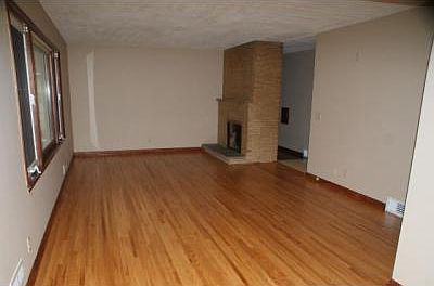 3rd image of 626 W Park Valley Dr