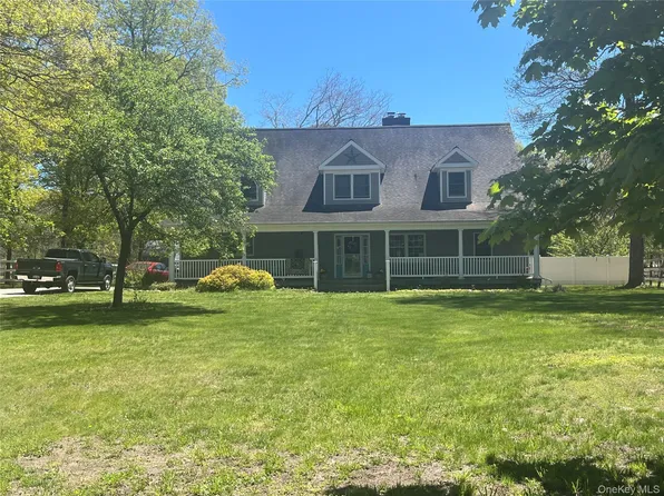 4 Conservation Circus Road, Ridge, NY 11961