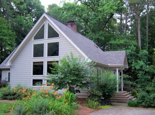 8804 Boars Head Ct, Raleigh, NC 27613