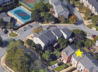 13710 Glassford Pl, Centreville, VA 20120