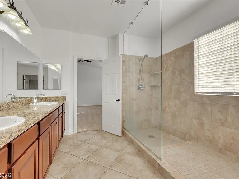 2519 Sparrow Way — Photo 34
