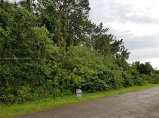 220 Jackson Ave, Lehigh Acres, FL 33936