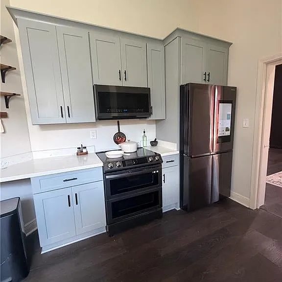 430 Homer St — Photo 5
