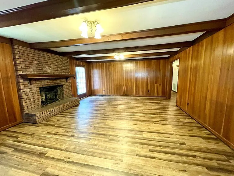 205 Browning Pl — Photo 8
