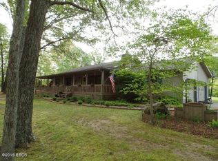 5393 Saline River Rd, Marion, IL 62959