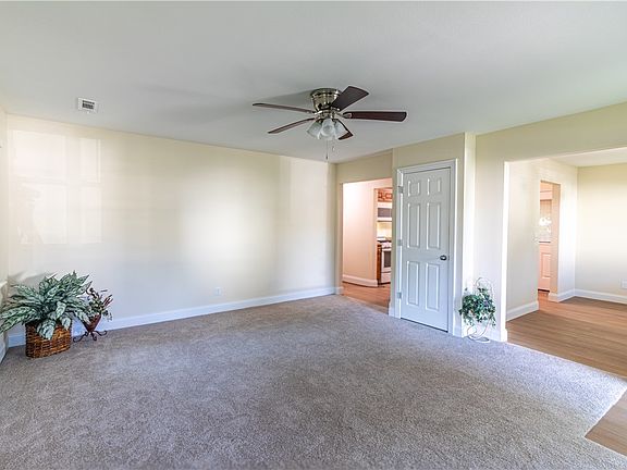 5th image of 309 N Neal St