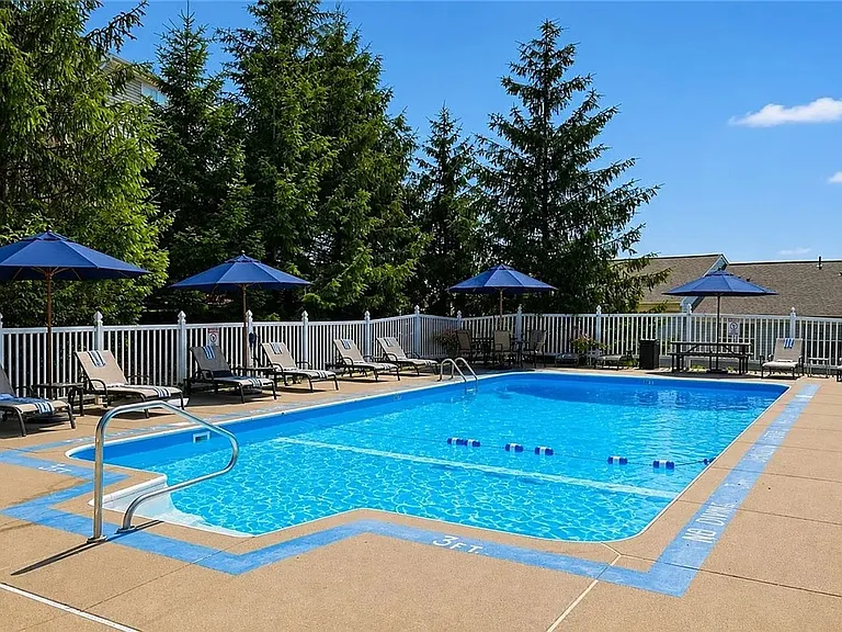10565 Cherry Grove Ct — Photo 29